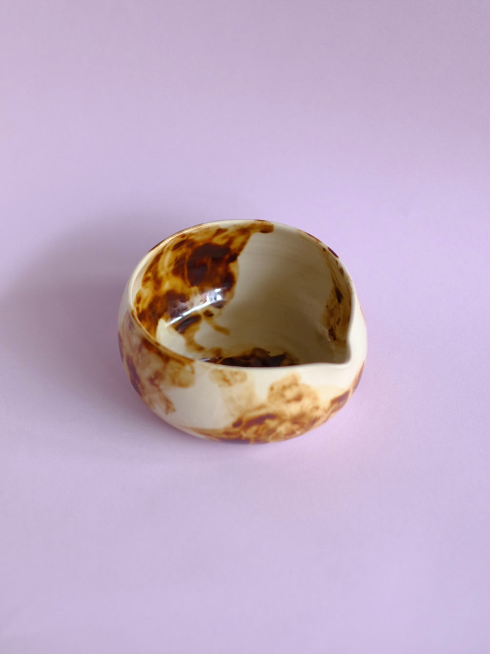 OBORO GUMO POURER (BROWN)