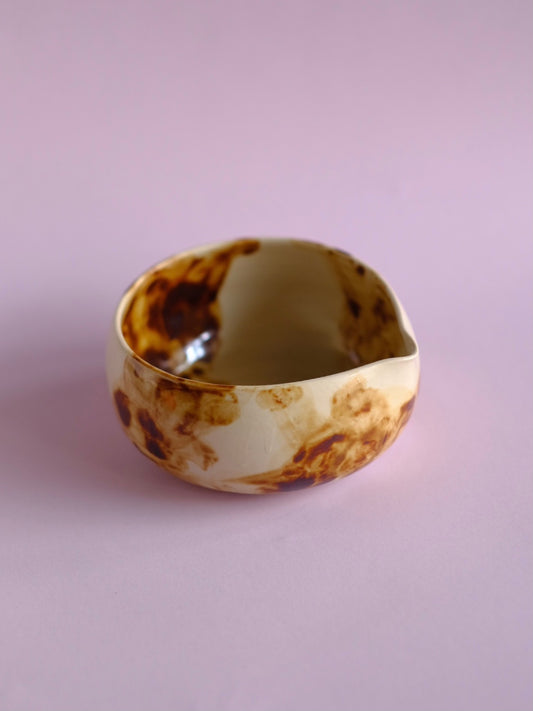 ￼OBORO GUMO POURER (BROWN)