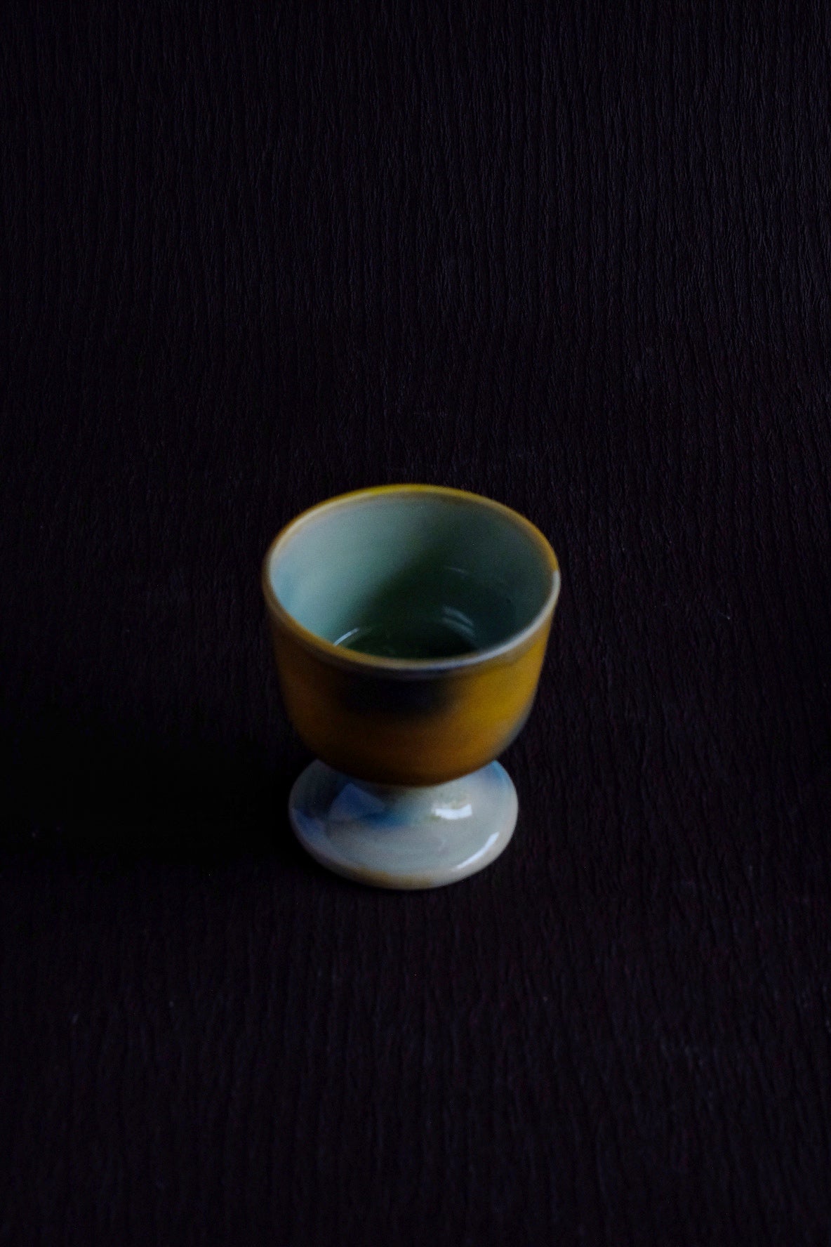 ± 110ml
𝘮𝘦𝘢𝘴𝘶𝘳𝘦𝘮𝘦𝘯𝘵 ⌀: 7.0 cm &nbsp;H: ±7.5 cm

*𝘱𝘭𝘦𝘢𝘴𝘦 𝘯𝘰𝘵𝘦 𝘵𝘩𝘢𝘵 𝘢𝘭𝘭 𝘤𝘦𝘳𝘢𝘮𝘪𝘤𝘴 𝘢𝘳𝘦 𝘩𝘢𝘯𝘥 𝘣𝘶𝘪𝘭𝘵 / 𝘸𝘩𝘦𝘦𝘭 𝘵𝘩𝘳𝘰𝘸𝘯 𝘪𝘯𝘥𝘪𝘷𝘪𝘥𝘶𝘢𝘭𝘭𝘺, 𝘵𝘩𝘦𝘺 𝘢𝘳𝘦 𝘢𝘭𝘭 𝘶𝘯𝘪𝘲𝘶𝘦 𝘱𝘪𝘦𝘤𝘦𝘴 𝘸𝘪𝘵𝘩 𝘭𝘶𝘤𝘬𝘺 𝘮𝘪𝘴𝘵𝘢𝘬𝘦𝘴. 𝘴𝘩𝘢𝘱𝘦𝘴, 𝘴𝘪𝘻𝘦𝘴 𝘢𝘯𝘥 𝘤𝘰𝘭𝘰𝘳 𝘮𝘢𝘺 𝘷𝘢𝘳𝘺 𝘴𝘭𝘪𝘨𝘩𝘵𝘭𝘺 𝘧𝘳𝘰𝘮 𝘵𝘩𝘦 𝘱𝘩𝘰𝘵𝘰.


